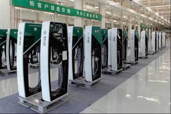 中牟智能充電樁品牌風(fēng)云錄 誰(shuí)將引領(lǐng)汽車充電設(shè)備研發(fā)新浪潮？